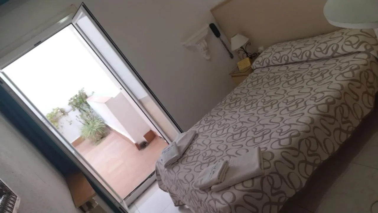 Hostal Alhambra Tarragona 0*,