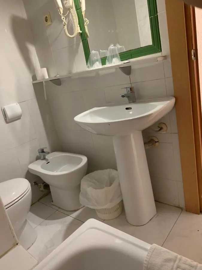 Hostel Hostal Alhambra Tarragona