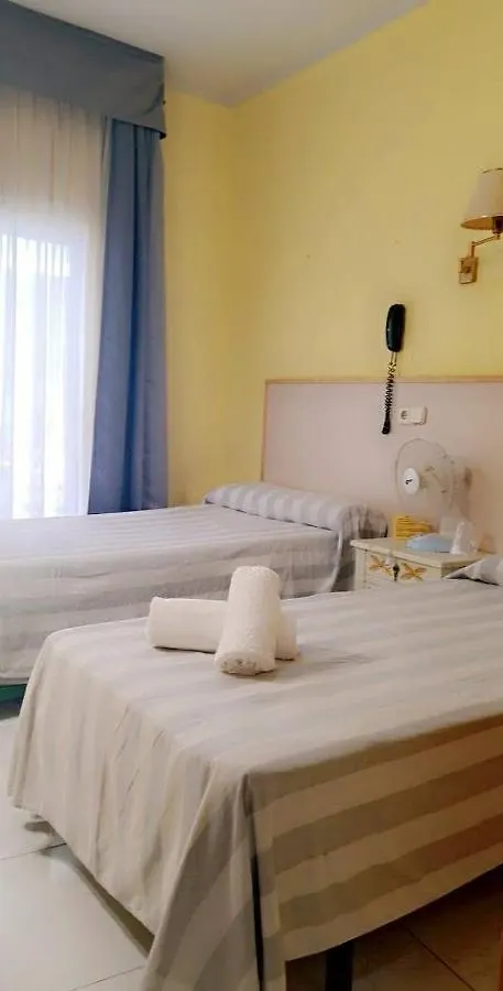 Hostel Hostal Alhambra Tarragona