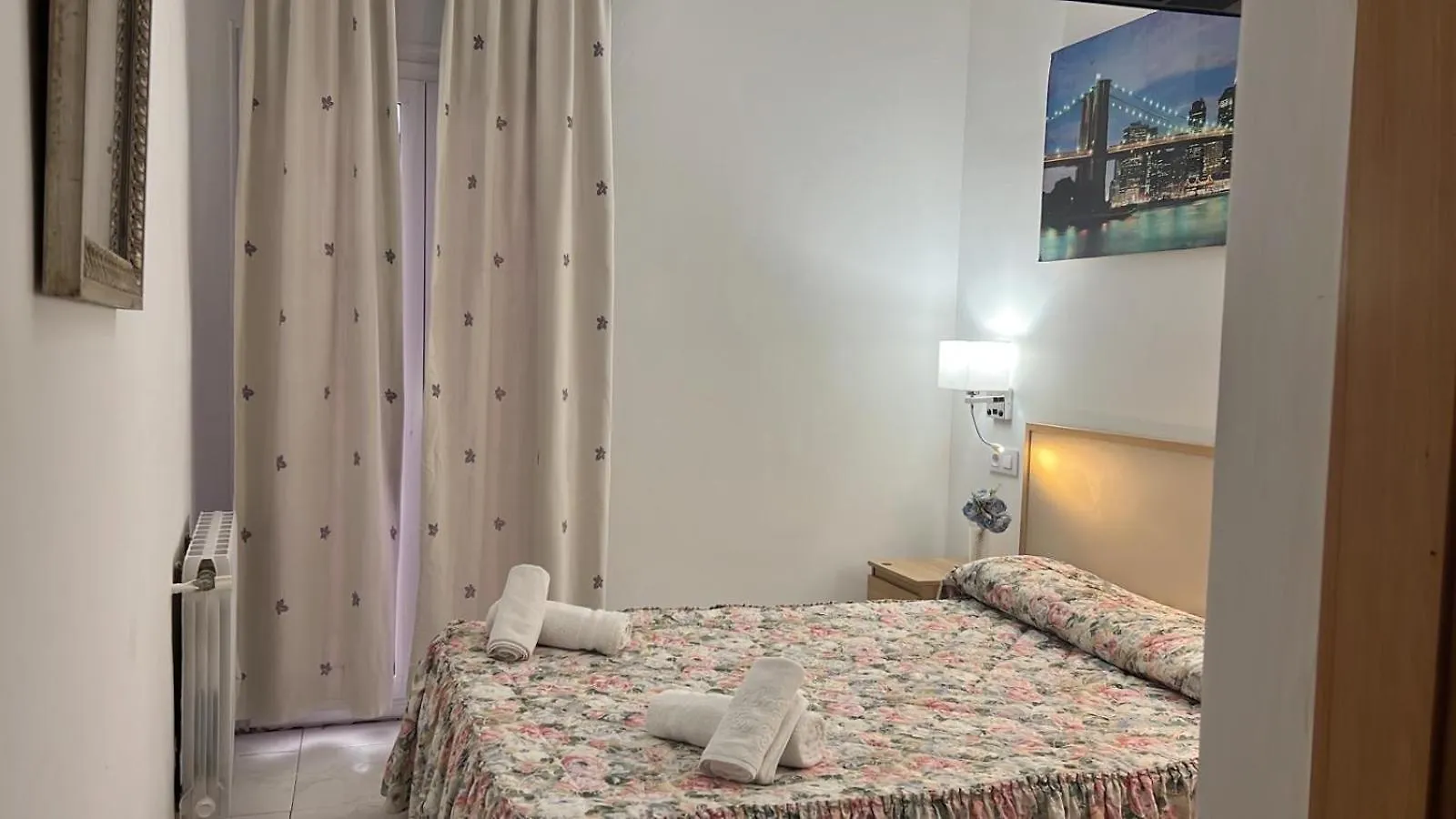 Hostel Hostal Alhambra Tarragona Spain